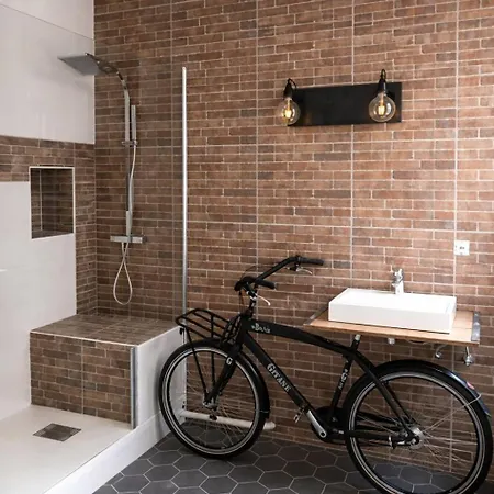 La Urbaine - Place D'erlon - Bulle De Calme