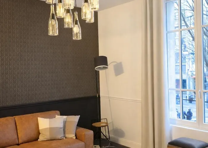 La Urbaine - Place D'erlon - Bulle De Calme